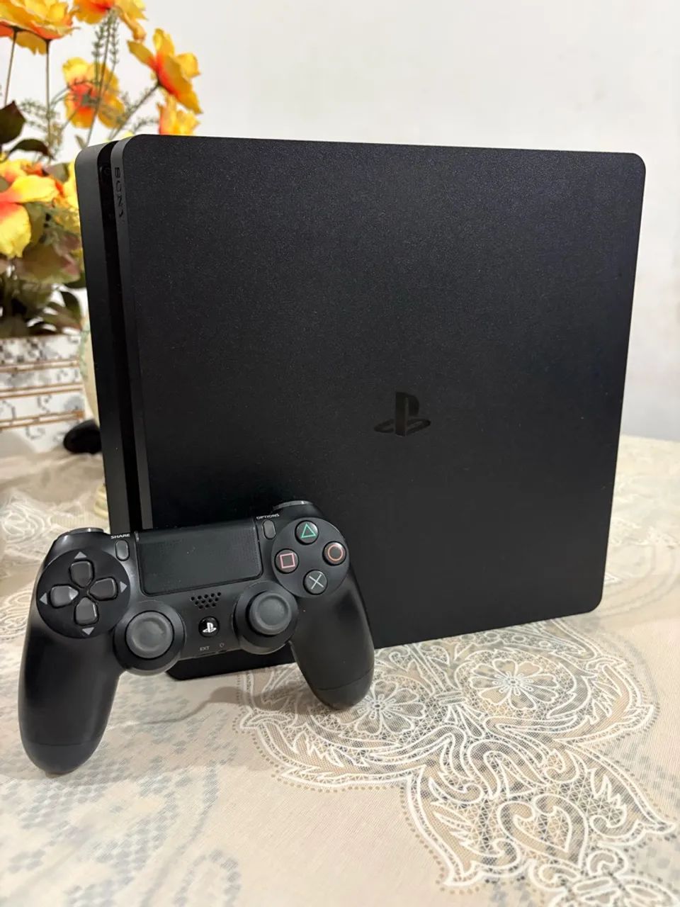 Ps4 slim 1TB