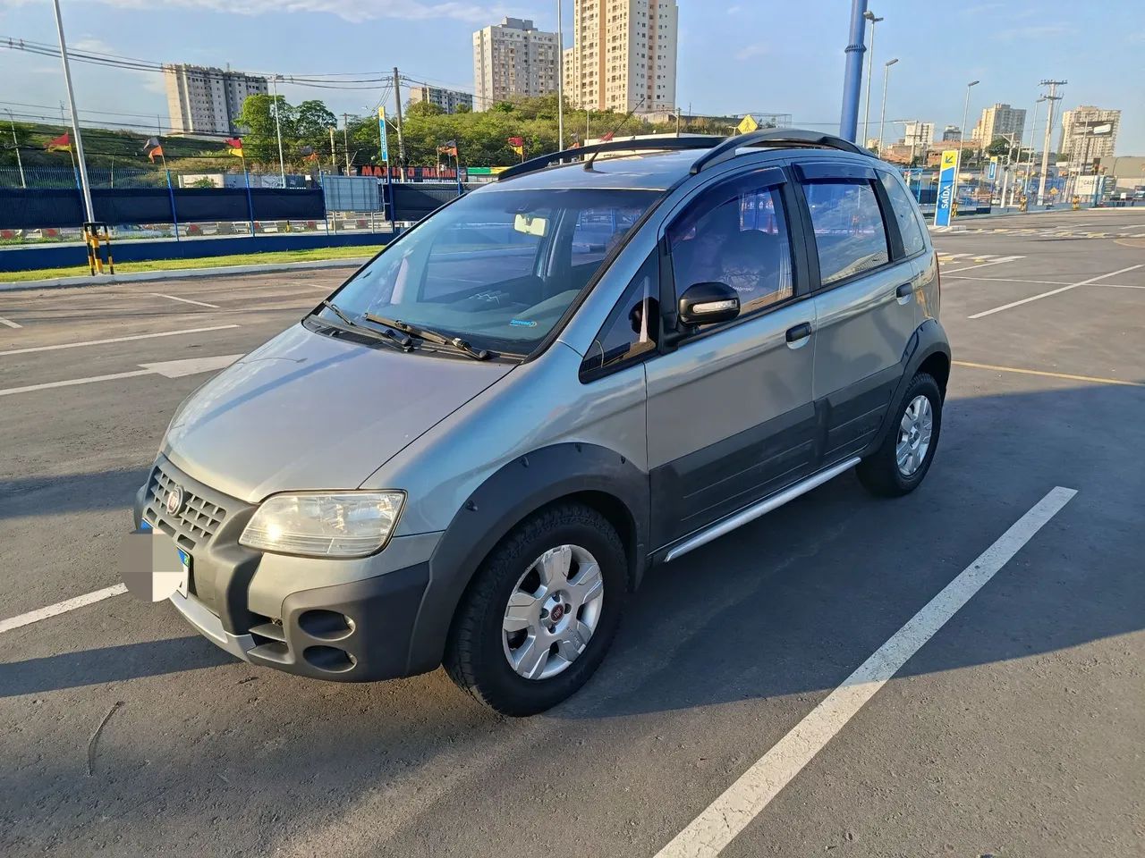 Fiat Idea Adv./ Adv.lock.dualogic 1.8 Flex 5P 2010