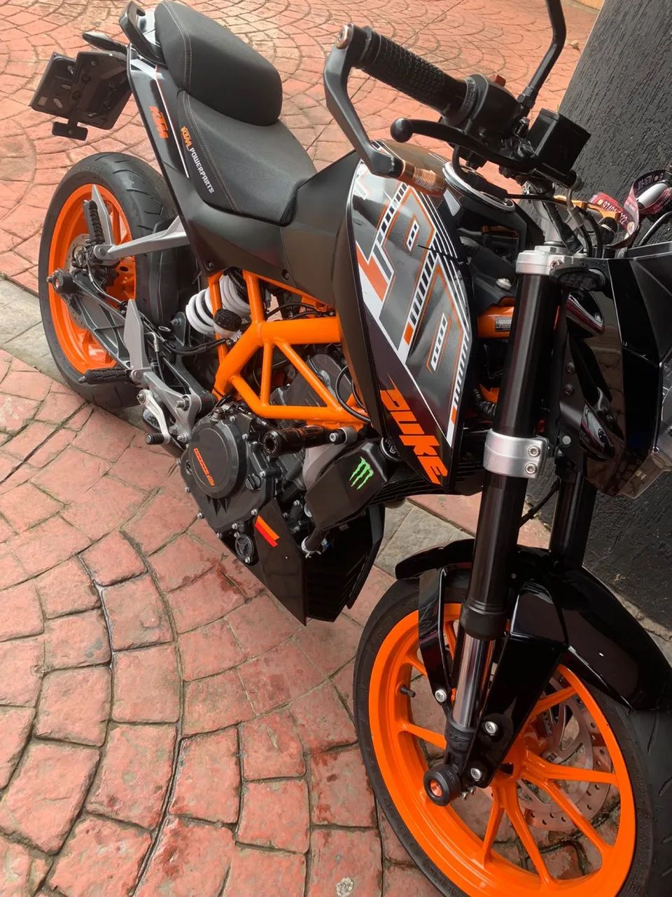 Duke ktm 390 