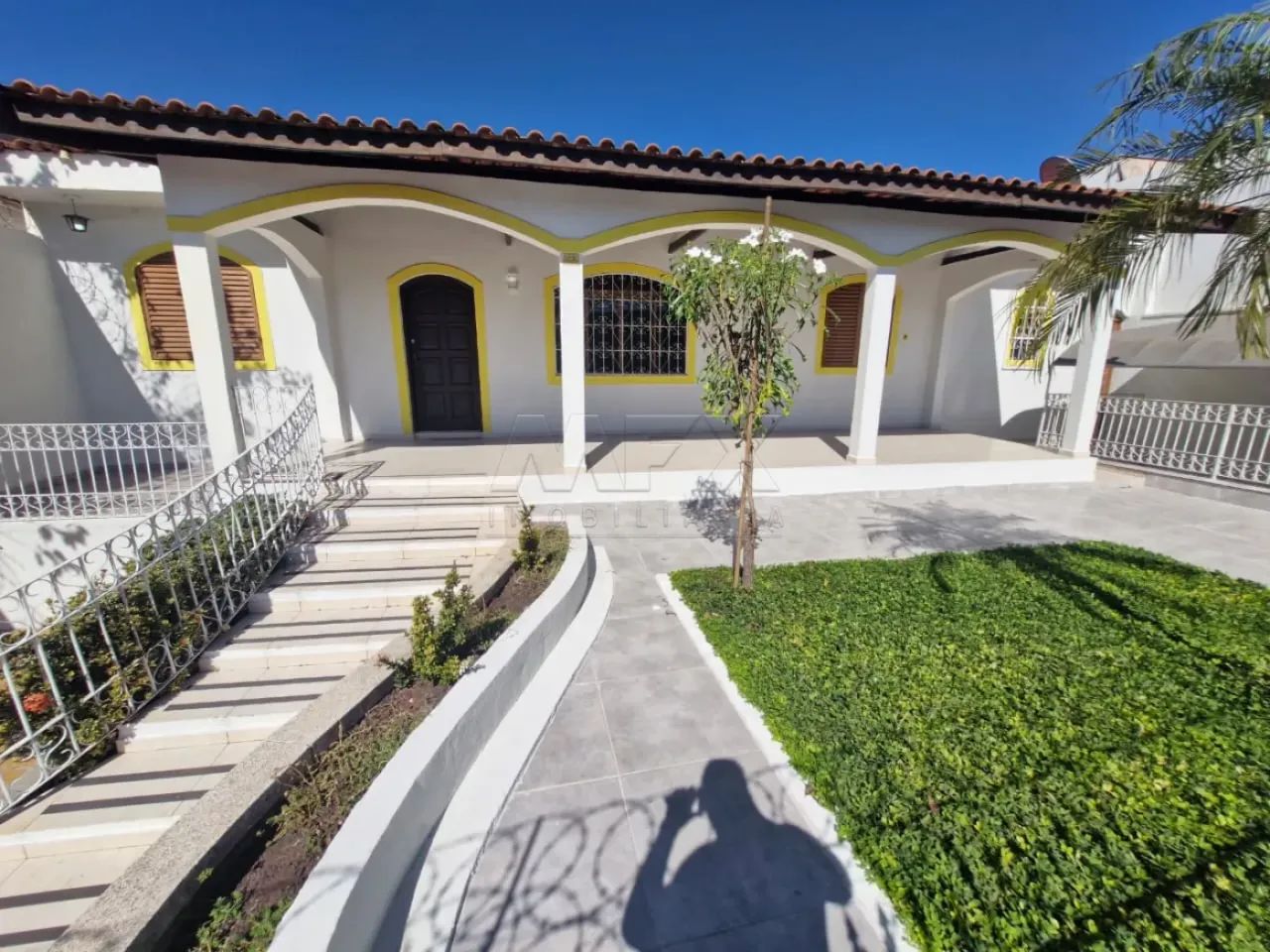 Casa Residencial e Comercial para locação