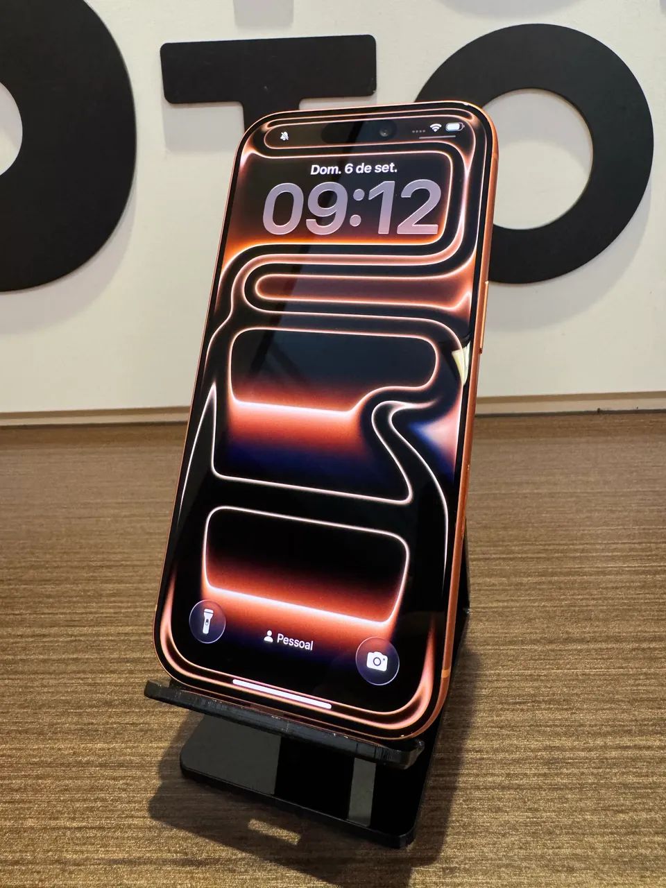 iPhone 17 pro 256 laranja - Foto 4