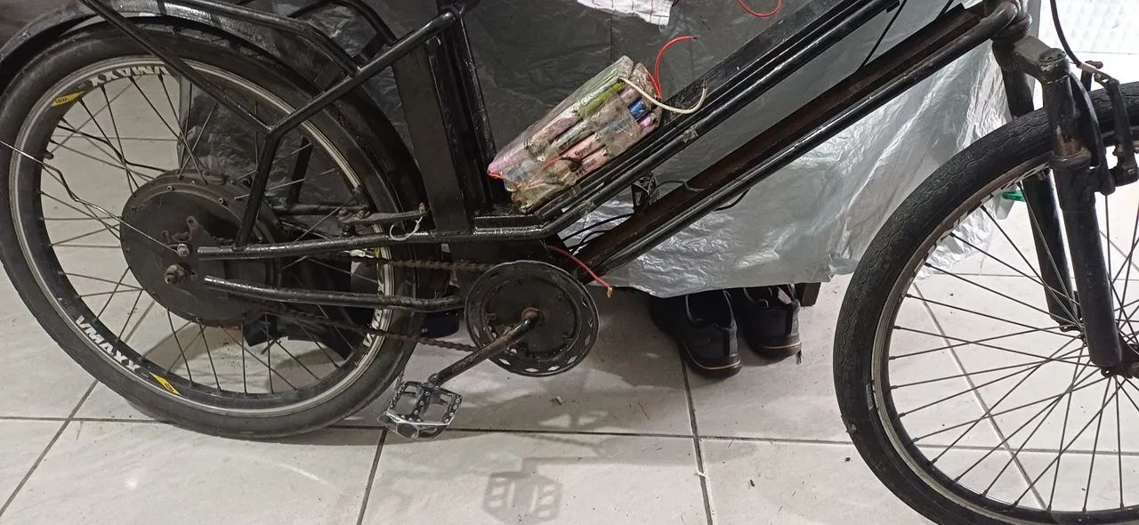 Bicicleta elétrica scooter Brasil 48voltis funcionando.  - Foto 2