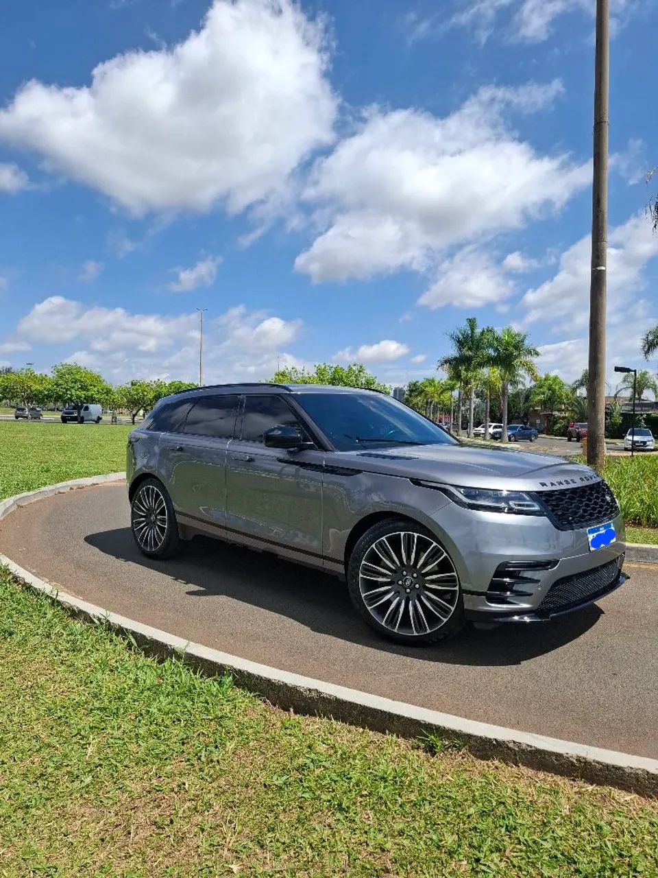 Land Rover Range Rover Range R. VEL. R-Dyn HSE 3.0 Aut.(Híb.) 2023