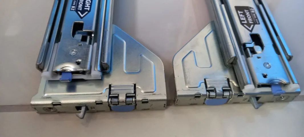 Trilhos deslizantes para servidor - Foto 3