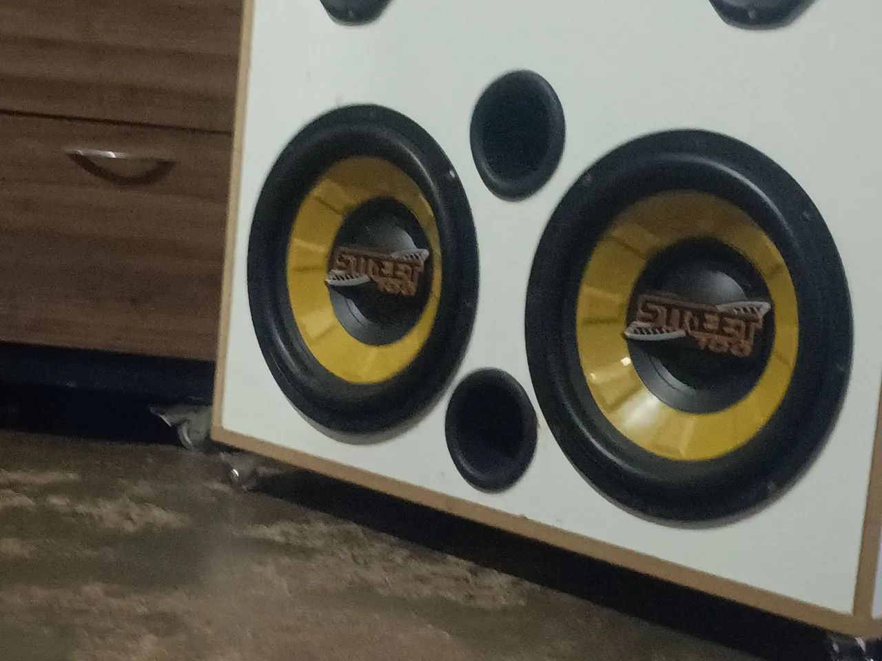 Subwoofer street 700