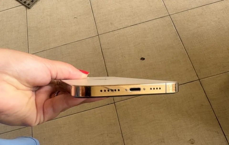 Iphone 12 pro max  - Foto 2