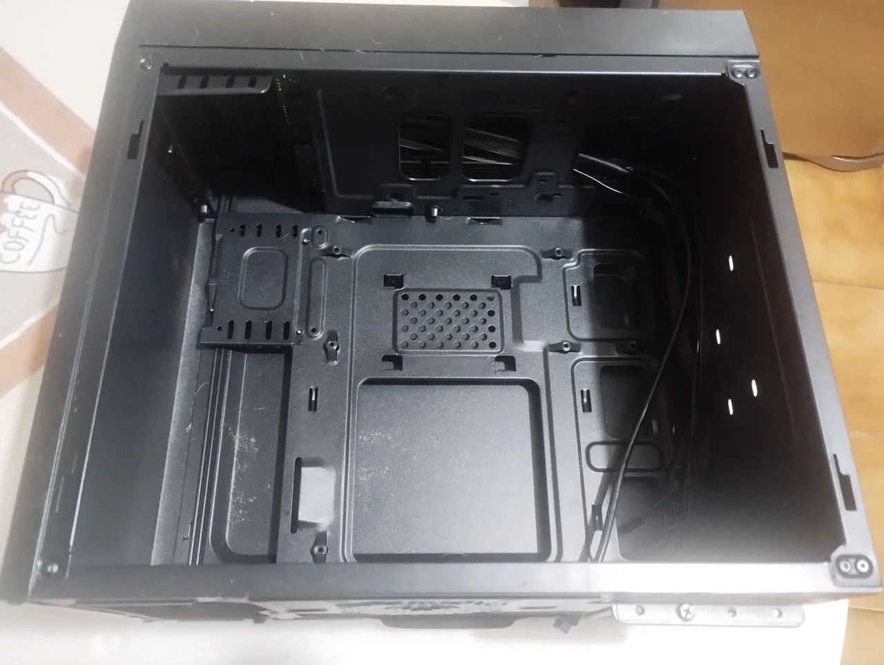 (Detalhe) Gabinete Vazio  - Foto 4