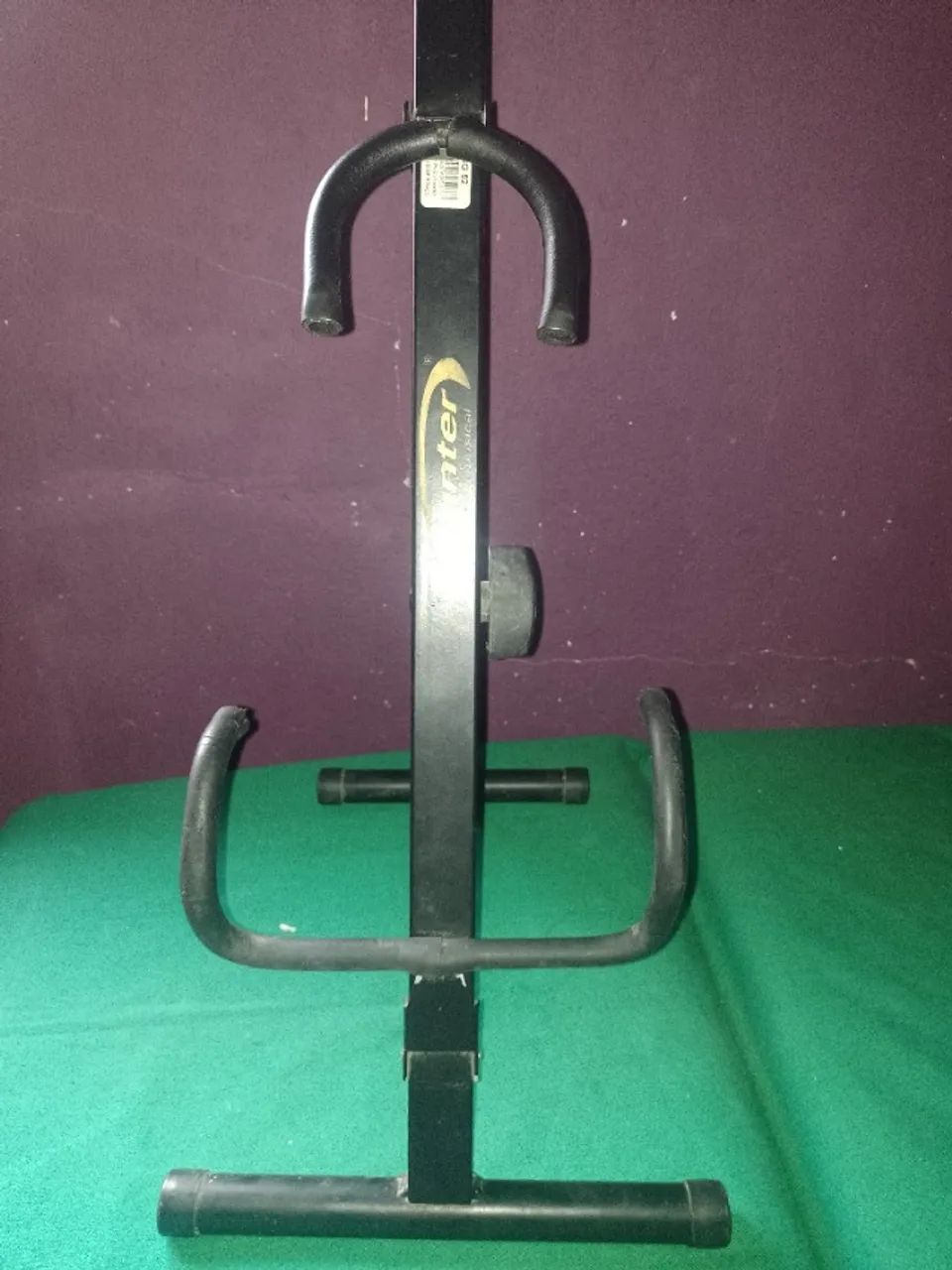 cavalete para guitarra e pindurador de violão o lote  - Foto 4