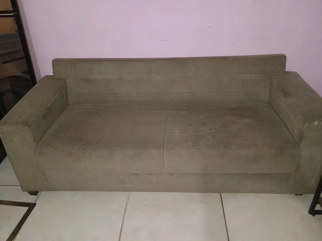 Sofá amplo seminovo - Foto 4