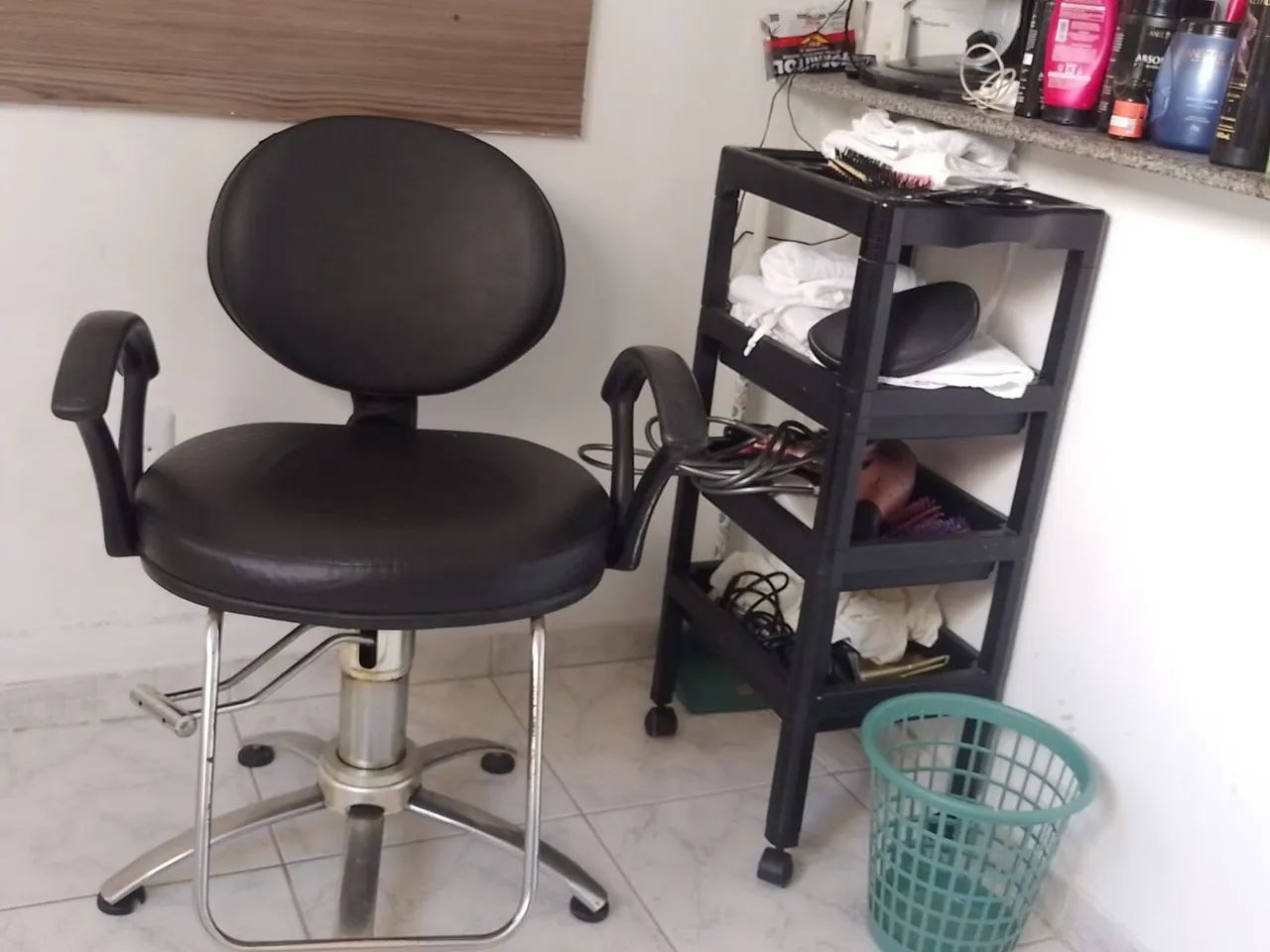 Vende-se cadeira de salão.. - Foto 2
