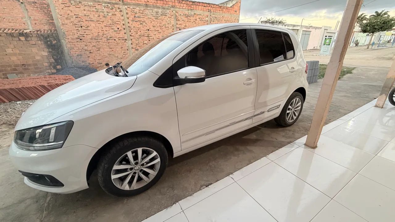 Volkswagen Fox Connect 1.6 Flex 8V 5P 2018 - Foto 4