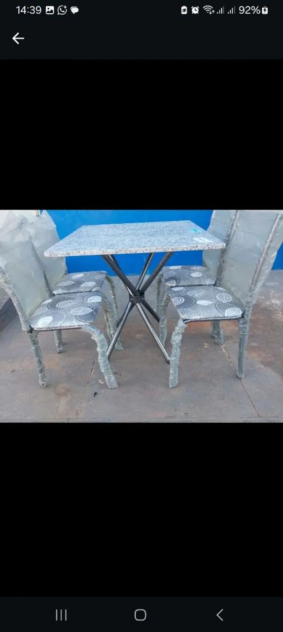 JOGO DE MESA NOVA COM 4 CADEIRAS - Foto 2