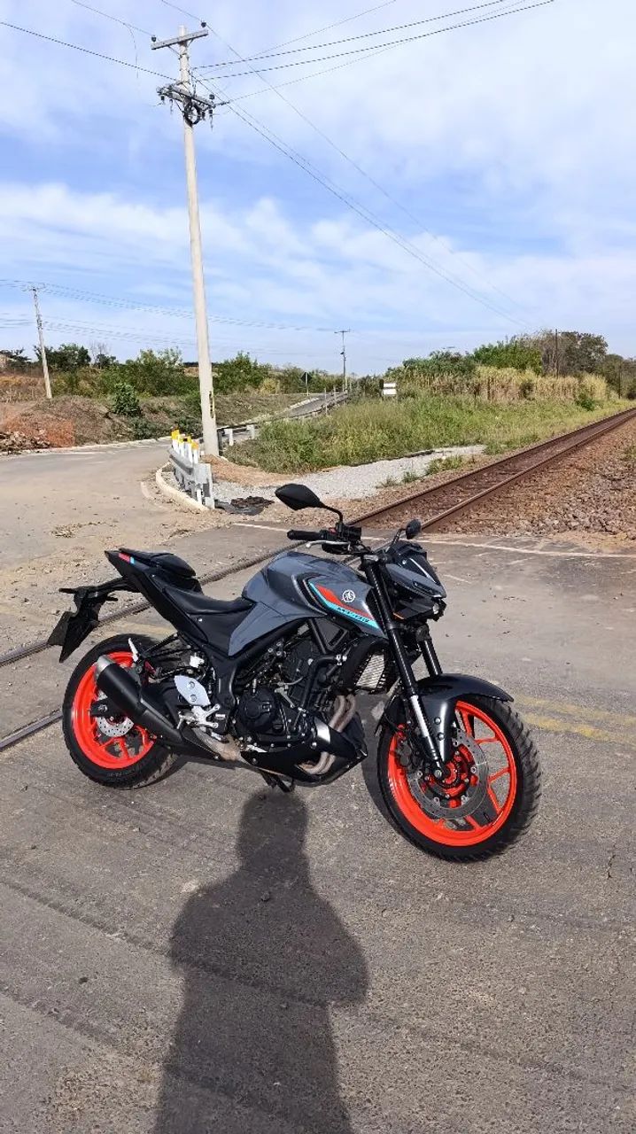 MT03 semi nova