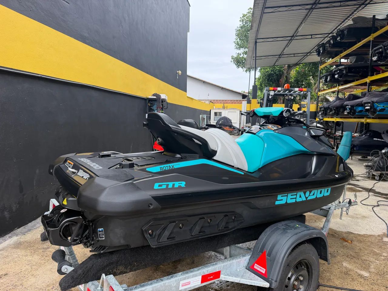 Jet ski GTR 230 