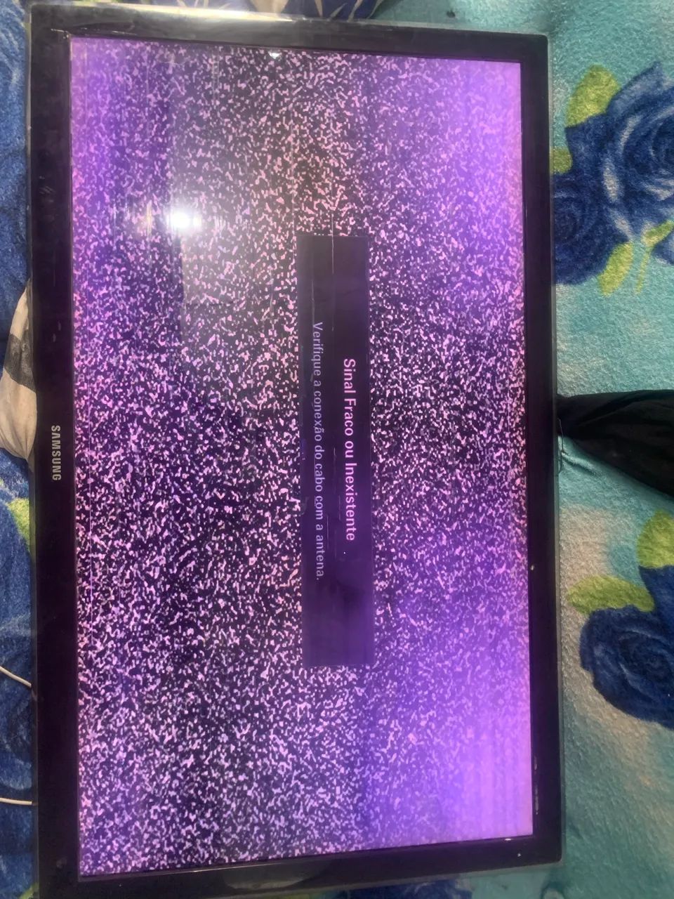 Vendo Tv Samsung não é smart  - Foto 5
