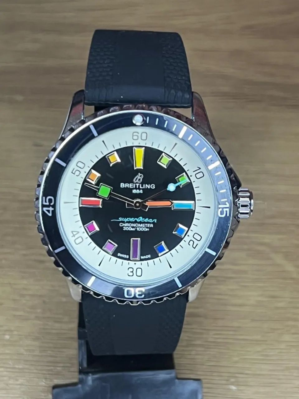 Relógio de pulso Breitling com pulseira de silicone