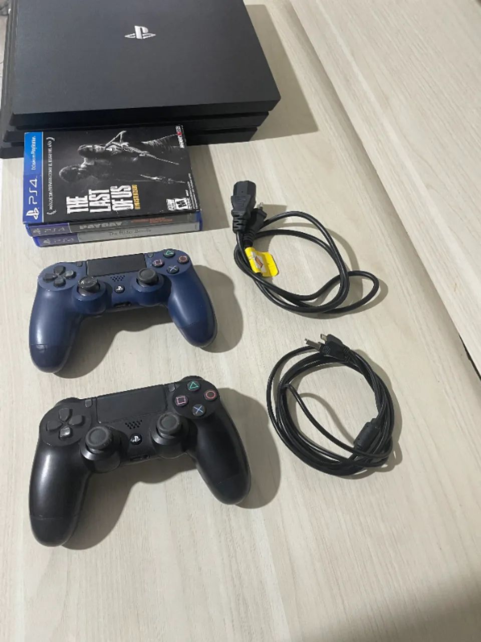 PS4 Pro 1TB (Ver:13.02) - Foto 4
