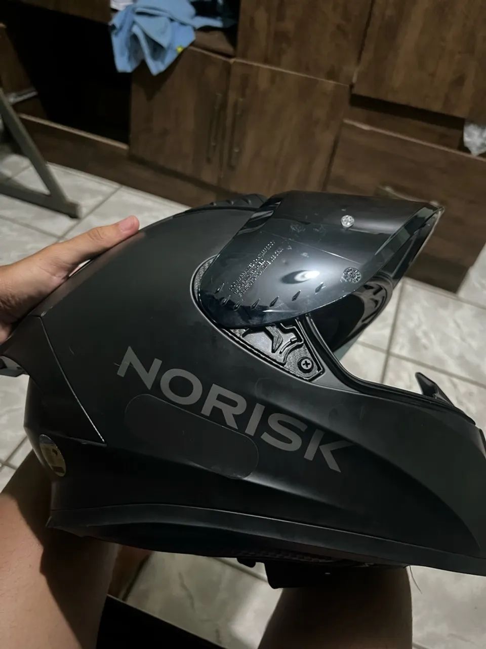 Kit Norisk Flow preto + 2 viseiras + intercomunicador - Foto 2
