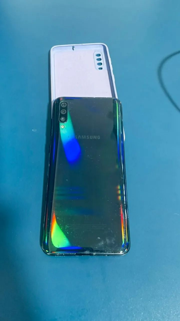 Vendo Celular Samsung A70 usado 128 GB