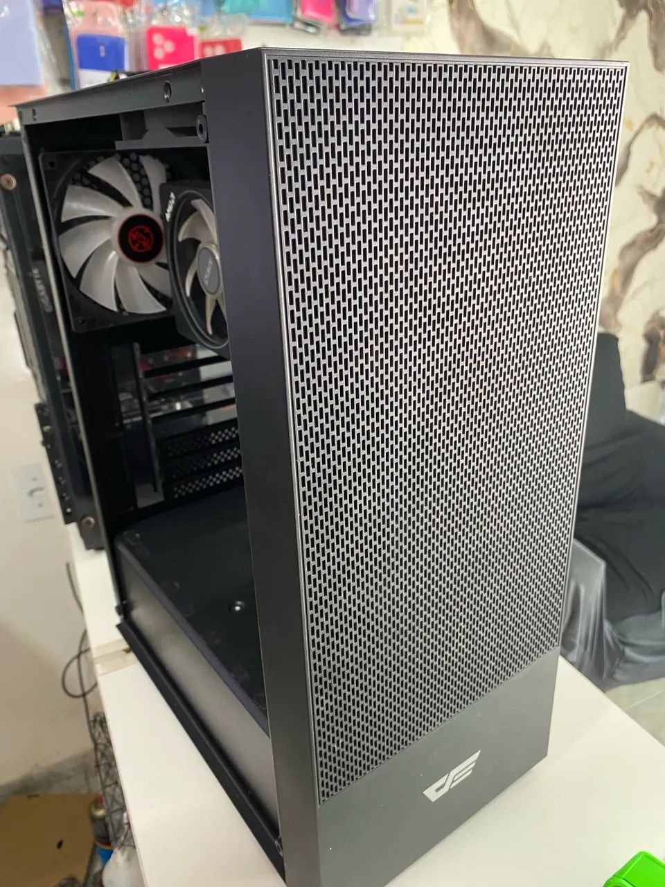 Gabinete Aigo Darkflash Preto
