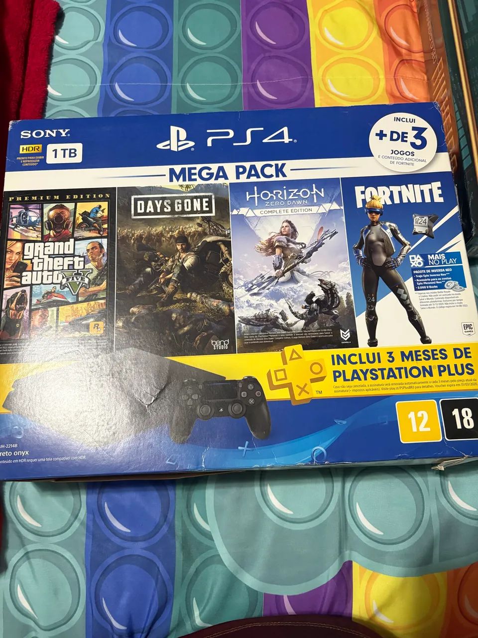 PS4 com 1TB HDR com MEGA PACK + 6 jogos - Foto 3