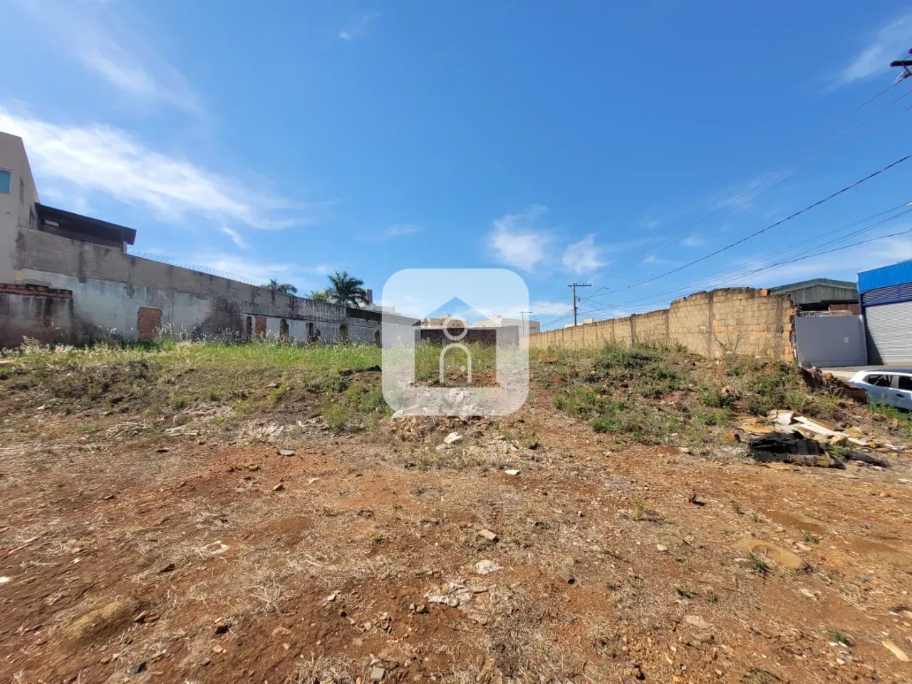 Área com alto potencial logístico e construtivo - Foto 4
