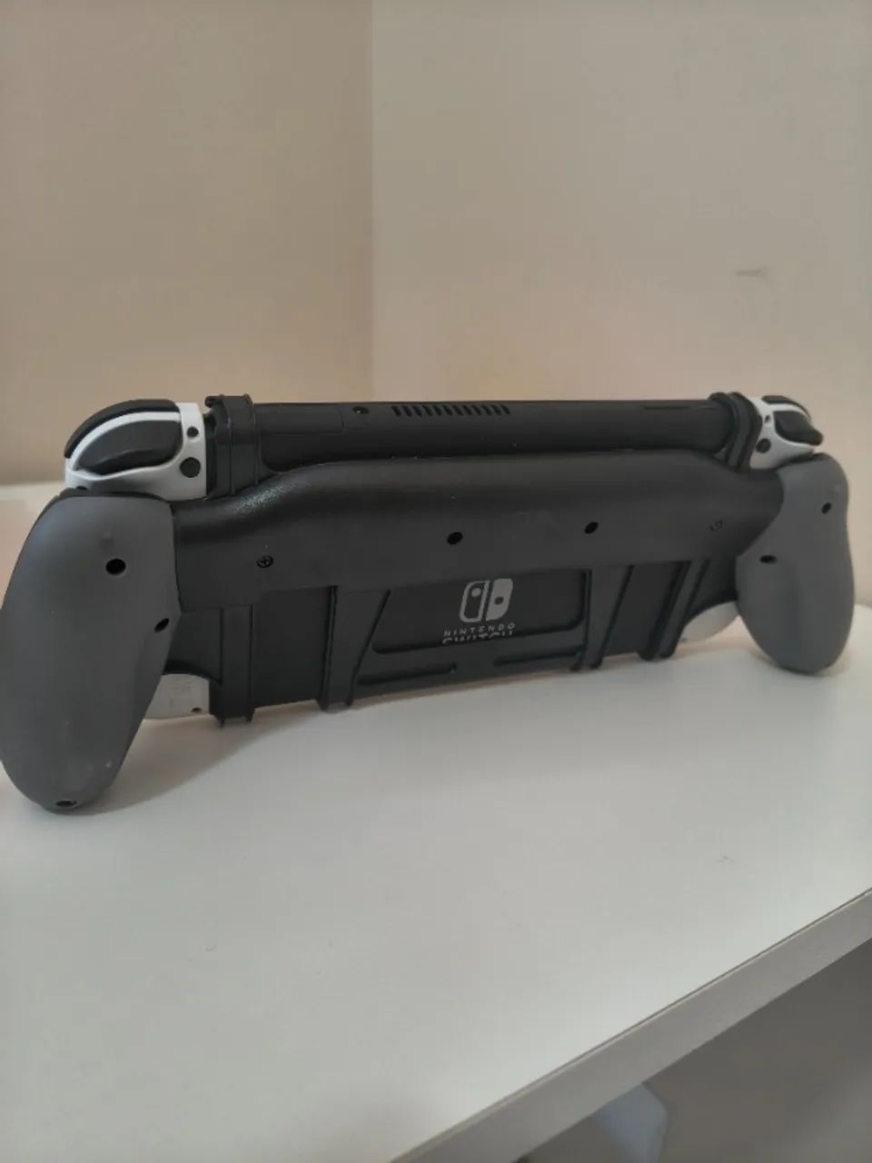 Nintendo Switch OLED importado, kit original completo + extra, com caixa e pouquíssimo uso - Foto 3