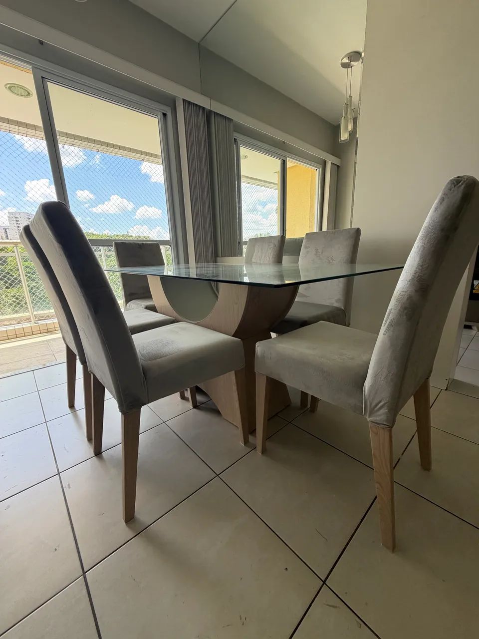 Mesa tampo de vidro com 6 cadeiras  - Foto 5