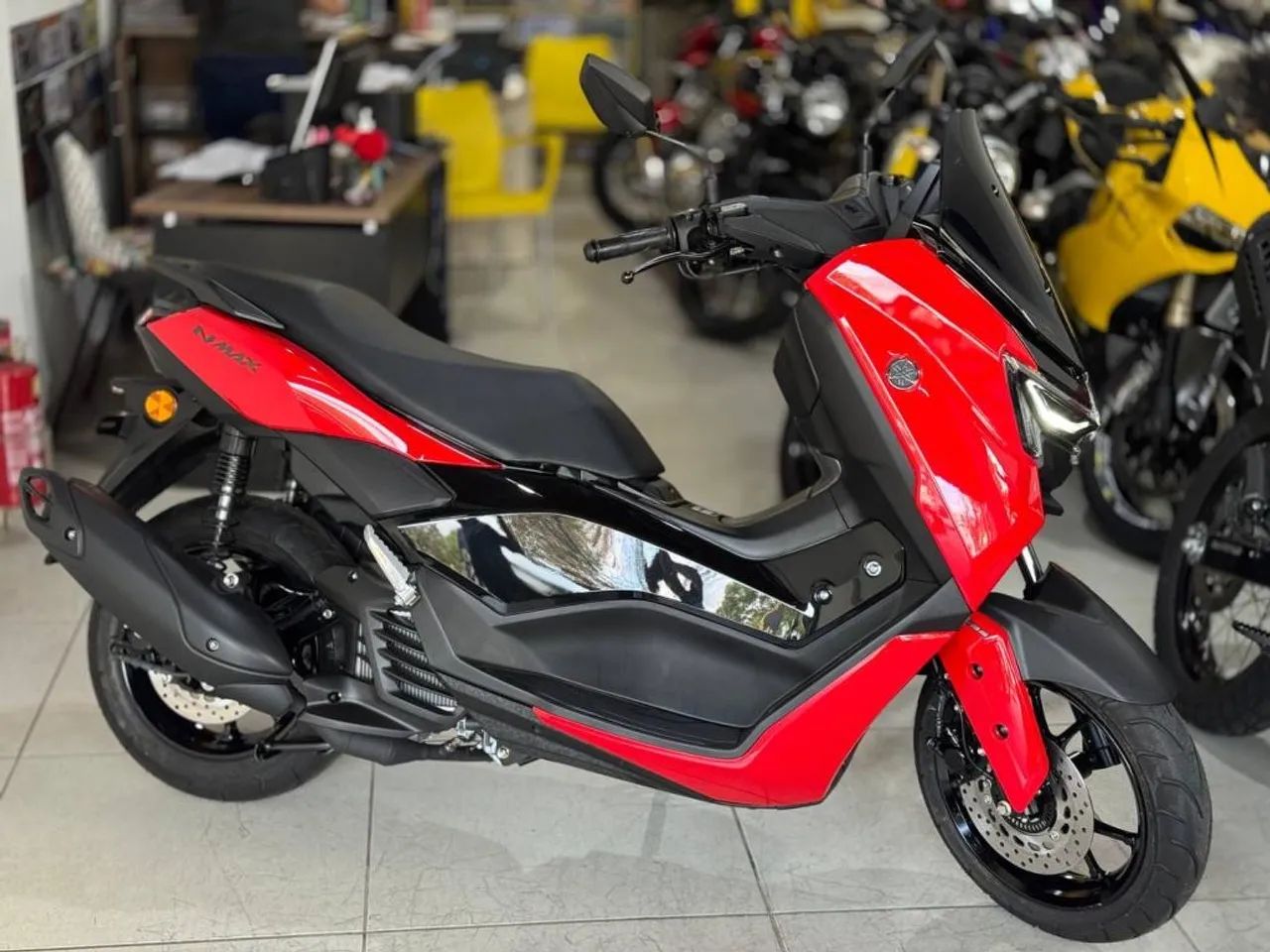 YAMAHA NMAX 160 CONNECTED ABS