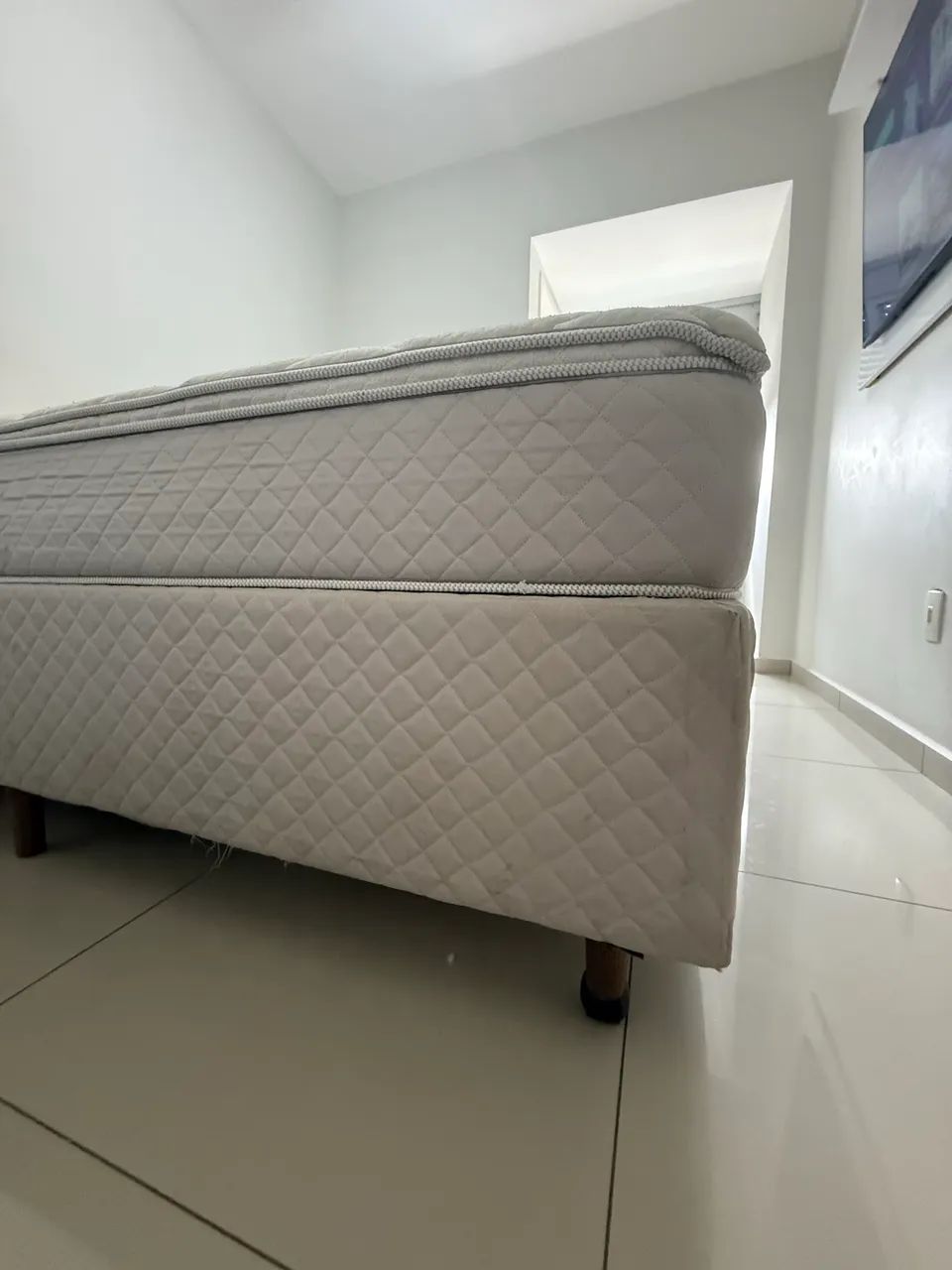 Cama + Colchão Queen - Bom estado - Foto 3