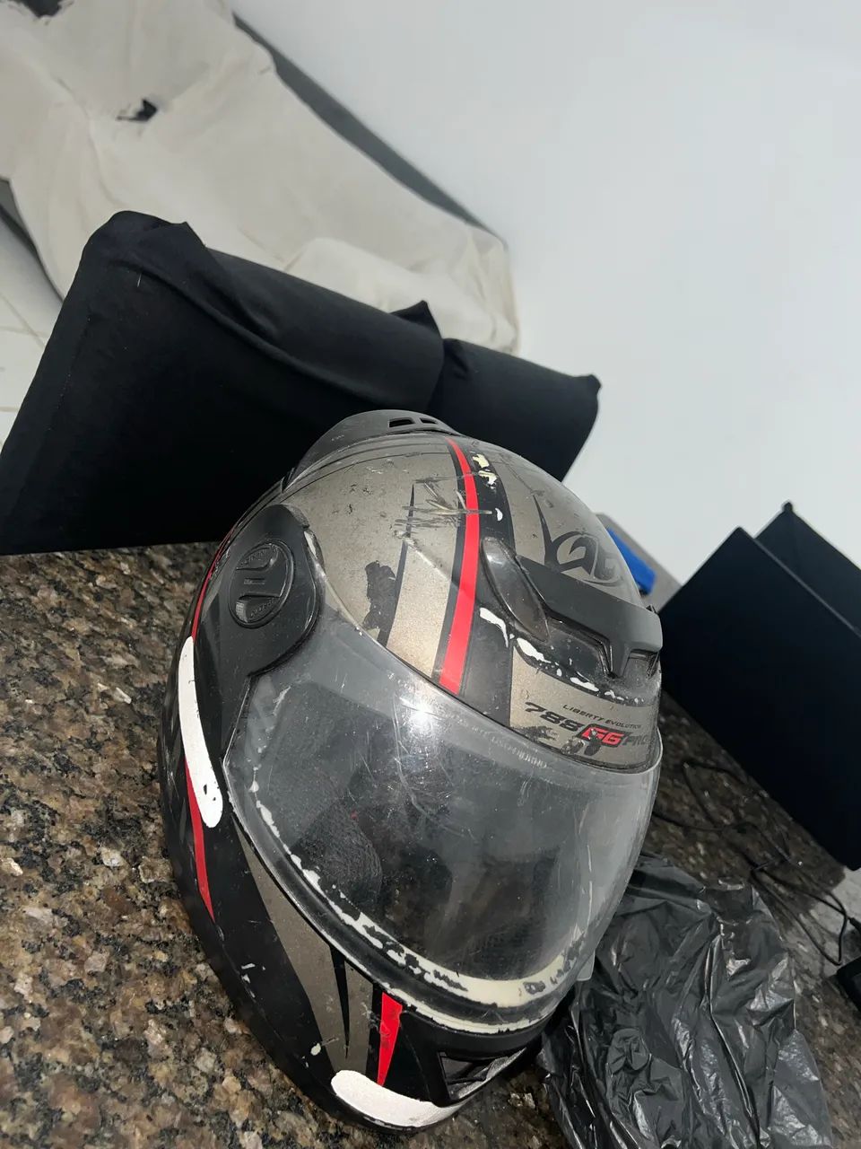 Vendo capacetes 