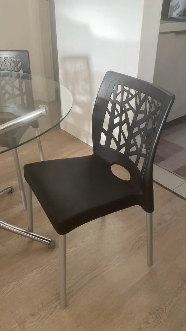 Mesa com 4 cadeiras  - Foto 3