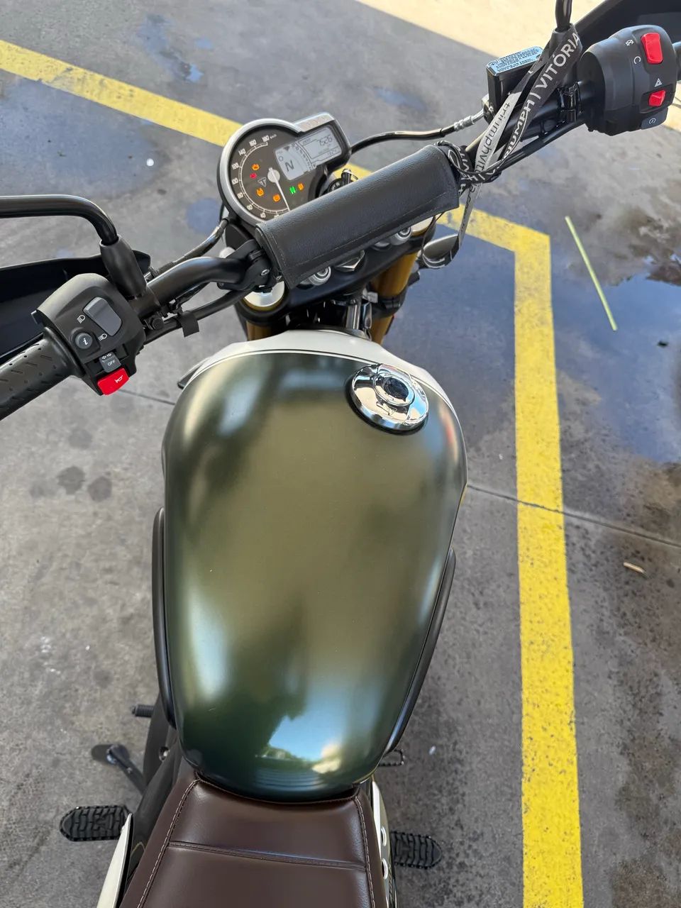 Triumph Scramble 400x - Foto 4