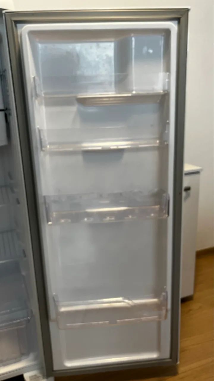 Geladeira Electrolux RE31  - Foto 4
