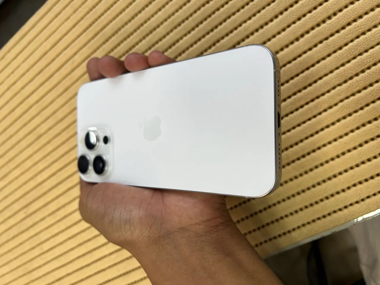 iPhone 16 pro Max de 512 gigas todo original  - Foto 5