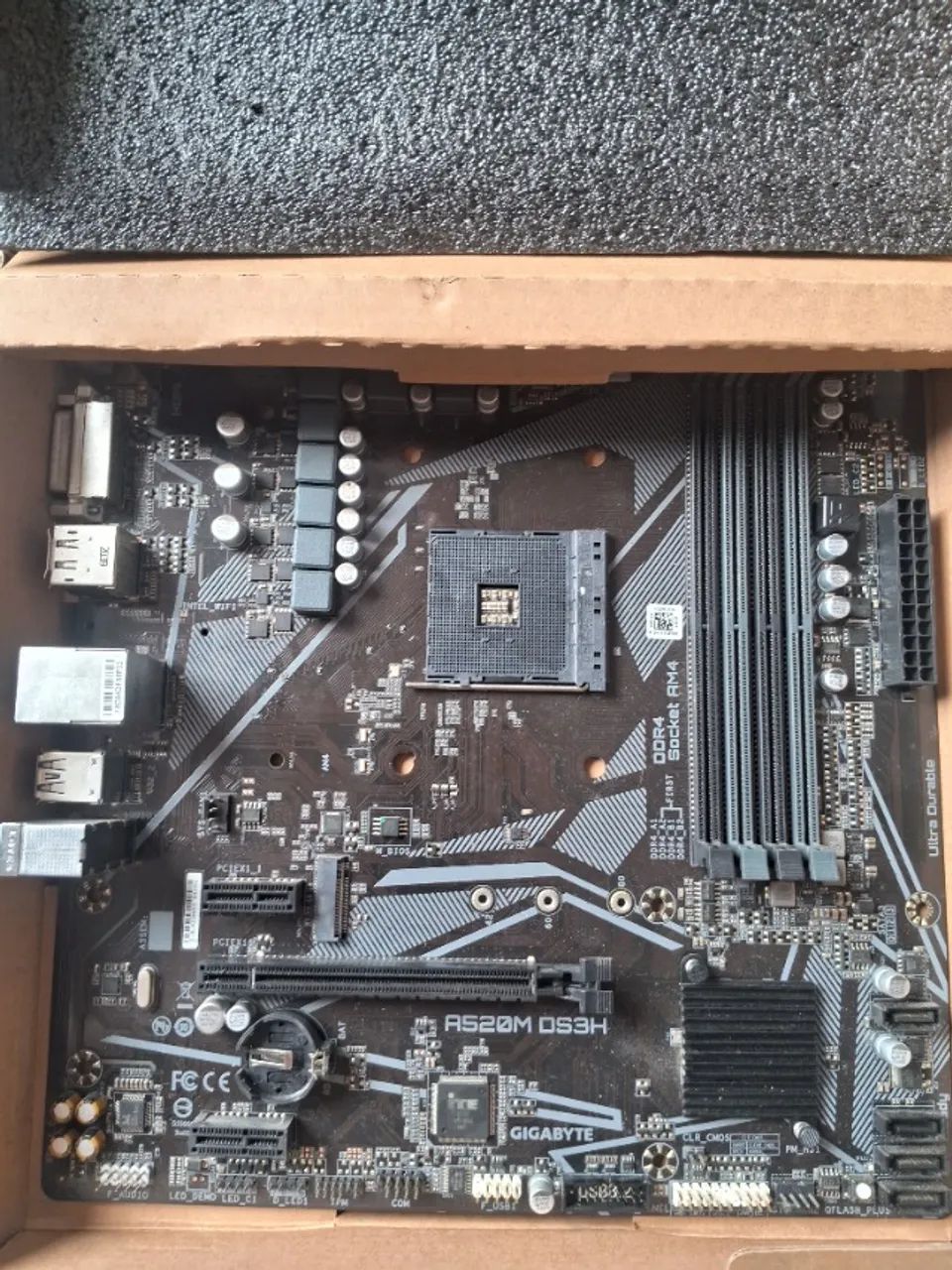 Placa mãe AM4 A520m