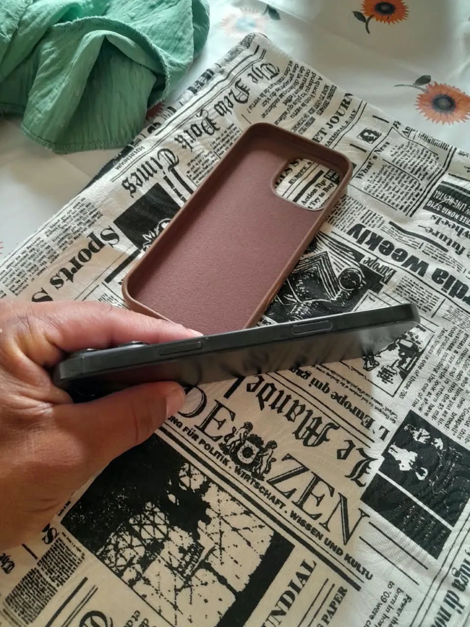 I Phone 16 pro max - Foto 2