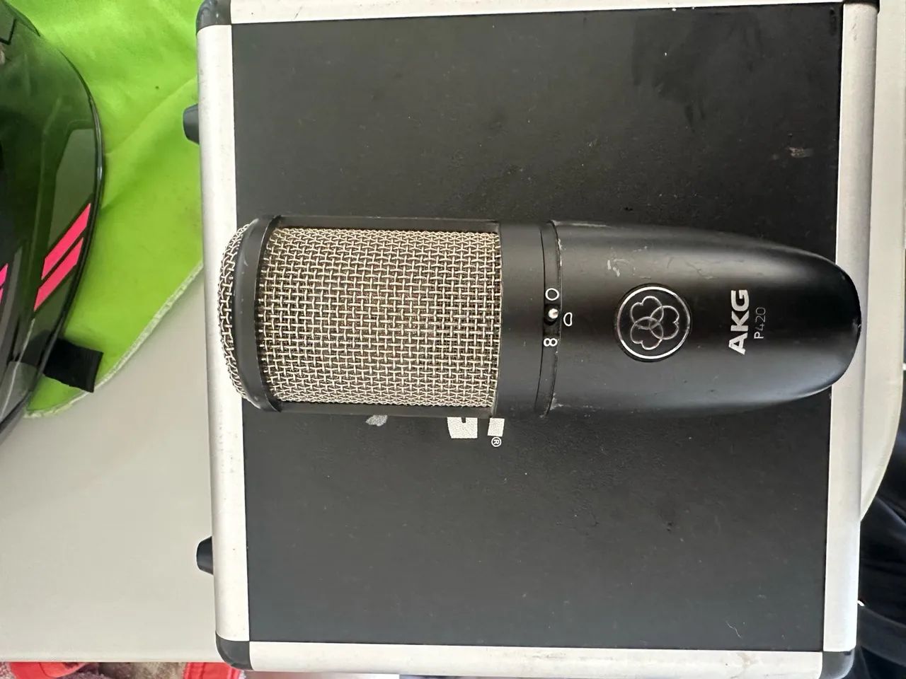Microfone Akg p420  - Foto 3