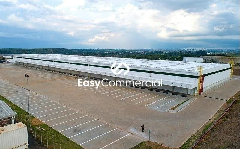 Galpão com doca e 1.226 m² em CAMPINAS