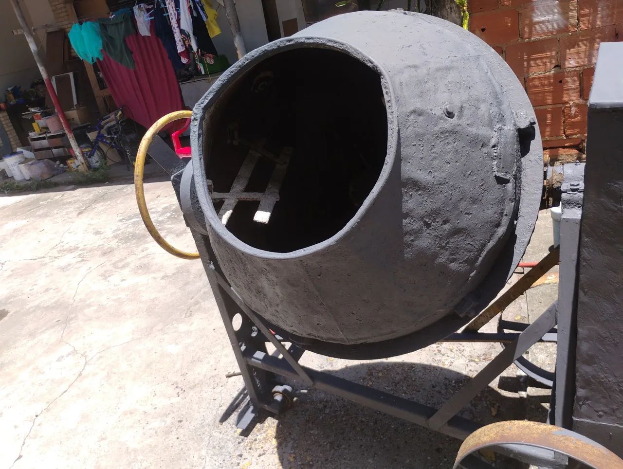 Betoneira de concreto65163267002497121