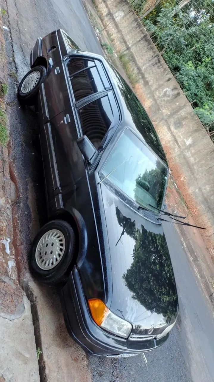 Chevrolet Monza GL 1.8 Efi/ SL/ L/ 650/barc. 2e4p (álcool) 1991