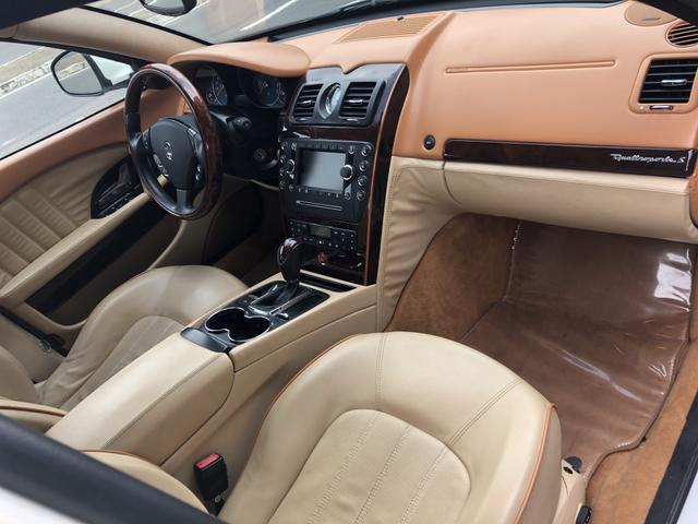 Maserati Quatroporte V-8 4.7 2009 - Foto 4
