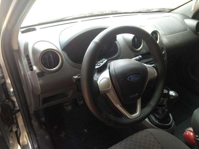 Carro forde fiesta - Foto 3
