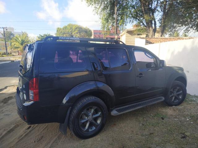 Nissan Pathfinder - Foto 10