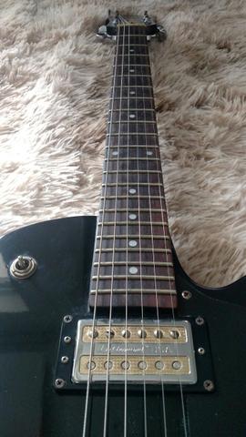 PRA VENDER. . Guitarra TOP D´armond Guild/ rarissima
