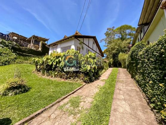 Casa à venda com 4 dormitórios em Cremerie, Petrópolis cod:722