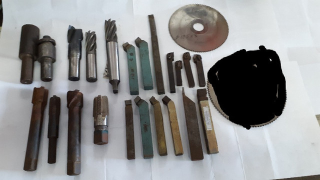 Ferramentas de torno e fresa