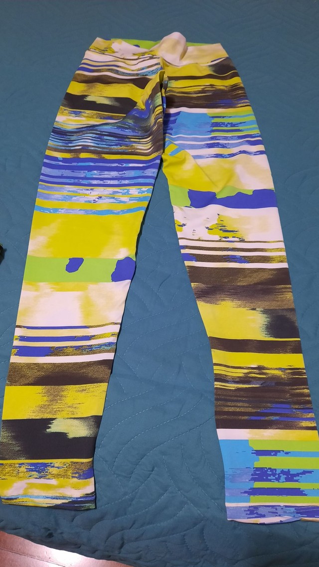Calças Legging Tam M/G. 30,00 cada. Novas - Foto 5