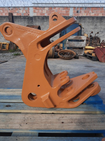 ?Cara de cavalo? chassi oscilante retroescavadeira CASE 580L/ M ? p/n 148822A1 - Foto 5