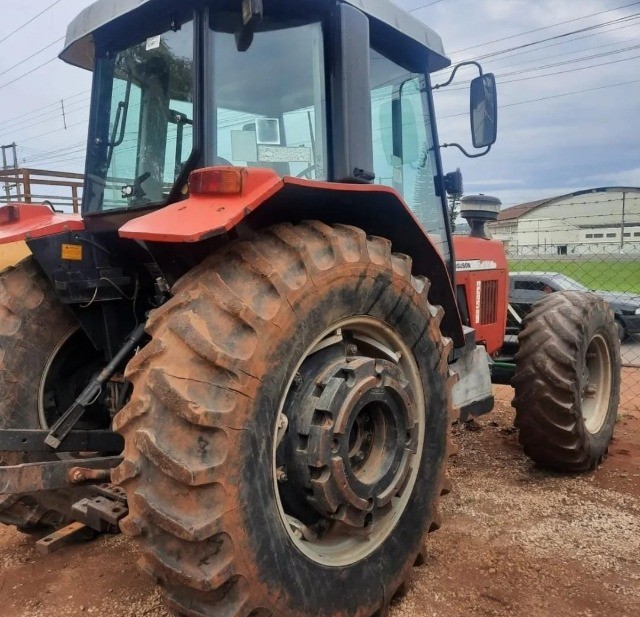 Trator Massey Ferguson 292 4x4 2005 Com Ar Condicionado